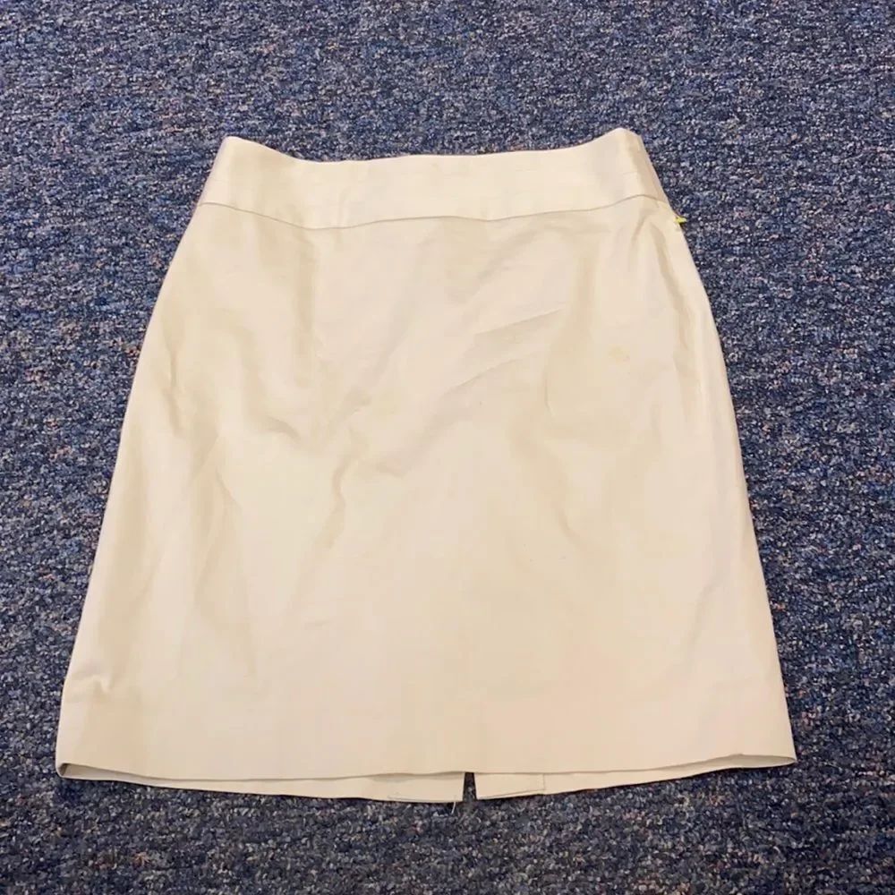 Banana Republic Tan Skirt sz. 8
